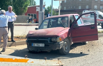 Yüksekova’da  trafik kazası: 5 yaralı