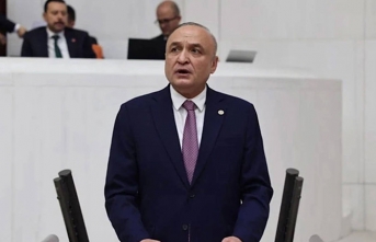 Bıçaklı saldırıya uğrayan YENİ Parti Milletvekili...