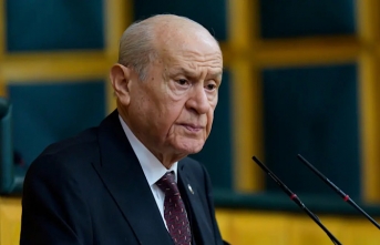 Bahçeli’den fon krizine dair ilk açıklama: ‘Cumhurbaşkanımıza saldırıya dönüşmesi önlenmeli’