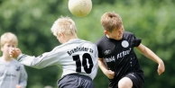 ABD'de 10 yaşından küçük çocukların futbol...
