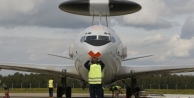 Almanya Savunma Bakanı: AWACS'ları İncirlik'e Göndermeyebiliriz