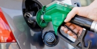 Benzin ve motorine büyük indirim  