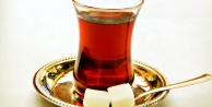 Çay içerken de demlerken de bunlara dikkat