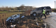 Cip otomobile çarptı: 2 ölü