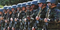 Dövizli askerliği bin avroya indiren yasa onaylandı