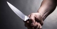 Eşinden ayrılmak isteyen kadın 17 bıçak darbesi...