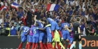 EURO 2016: Ev sahibi Fransa finalde