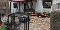 Evleri yanan Demir ailesine yardım eli 