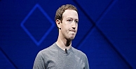 Facebook CEO'su Zuckerberg'den tam sayfa özür mesajı 