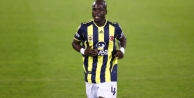 Fenerbahçe'nin Eski Yıldızı Stephen Appiah Futbolu...