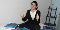Görme engelli Zümrüt'ün okuma azmi