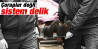 Günün karesi: Madencinin delik çorapları