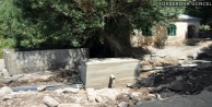 İran sınırındaki şifalı suda su onarım çalışmaları...