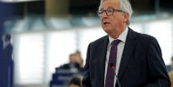 Juncker: Türkiye'ye büyük paralar vermiyoruz