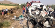 Kayseri'de Feci Kaza: 3 Ölü, 8 Yaralı