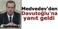 Medvedev'den Davutoğlu'na yanıt geldi