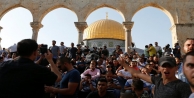 Mescid-i Aksa'da cuma namazı öncesi yeni yasak