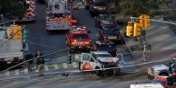New York'ta bir araç yayaların arasına daldı