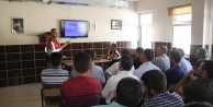 Okul servisi şoförlerine seminer