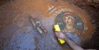 Silifke’de 1800 yıllık mozaik bulundu