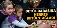 Soma'da Babasını Kaybeden Betül Herkesi Ağlattı