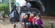 Suriyeli çocuklar yürek sızlattı