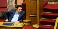 Syriza, ikinci paketi de parlamentodan geçirdi