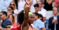 Tenisçi Serena Williams hırsızı pişman etti