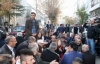 Van'da polislere 'üç hilal' protestosu