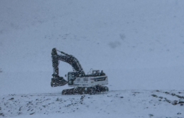 Yüksekova’da Su Taşkınları için Belediye Ekipleri Sahada