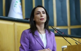 Tülay Hatimoğulları: ‘Öcalan’a başmüzakereci statüsü tanınsın’