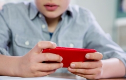 15 yaş altına sosyal medya yasağı getirildi