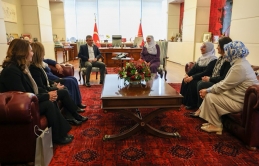 Barış Anneleri’nden CHP’ye ziyaret