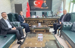Kaymakam Akın’dan Yüksekova Belediyesi’ne Ziyaret