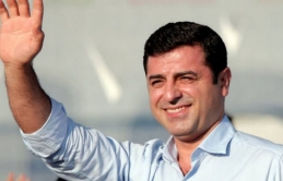 Demirtaş konusu çerçeve yasayı kilitledi iddiası: "Siyaset yasağı" tartışması iktidar ile DEM Parti arasında krize dönüştü