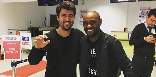 Vagner Love, İstanbul'a geldi!