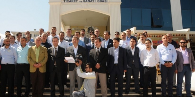 Van'da turizmcilerden barış çağrısı