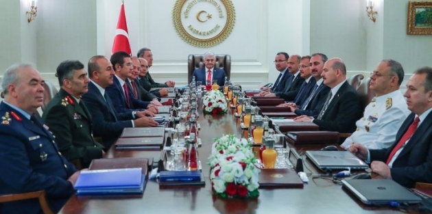 YAŞ toplantısında 3 kuvvet komutanı değişti