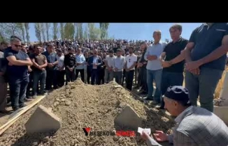 Kazada hayatını kaybeden Anne ve Oğlu gözyaşları arasında toprağa verildi - Yüksekova