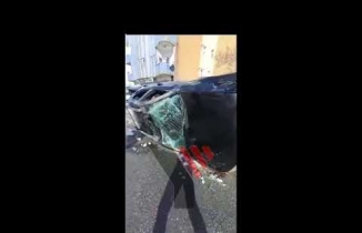 Yüksekova'da Kaygan Yoldan Çıkan Araç Takla Attı: 1 Yaralı
