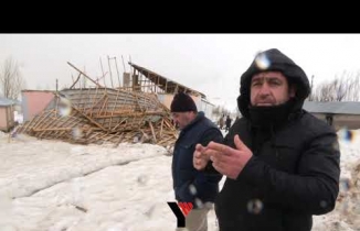 Yüksekova'da Şiddetli Fırtına Çatı uçurdu: Caner Ailesi Evsiz Kaldı