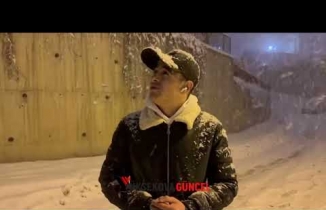 Yüksekova'da Yoğun Kar Yağışı Etkili Oldu