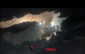 Yüksekova'da Yüksek Kesimlerde Karla Mücadele