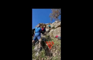 Yüksekovalı Dağcılar Aktütün kanyonlarını gezerek dağ tırmanışı gerçekleştirdi